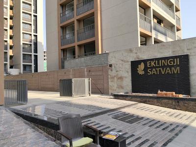 Gated Community Images of 1906 Sq.ft 3 BHK Apartment / Flat for sale in Eklingji Satvam by Eklingji Projects, South Bopal Ahmedabad for Rs. 10500000