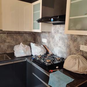 Kitchen Image of 978 Sq.ft 2 BHK Apartment / Flat for rent in Jaypee Kosmos, Sector 134 Noida for Rs. 33000