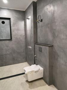 Common Bathroom Image of 3200 Sq.ft 4 BHK Builder Floor for sale in Palam Vihar Gurgaon for Rs. 49000000