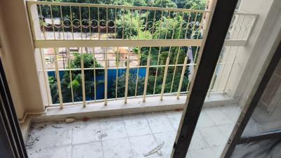 Balcony Image of 1230 Sq.ft 2 BHK Apartment / Flat for sale in Mahagun Mascot, Crossings Republik Ghaziabad for Rs. 8600000