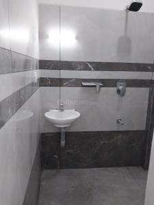 Bathroom Image of 1710 Sq.ft 3.5 BHK Villa for rent in Chathamkulam European Villas, Kannadi-II Palakkad for Rs. 15000