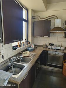 Kitchen Image of 1700 Sq.ft 3 BHK Apartment / Flat for rent in Unitech Habitat, Sector PI Greater Noida for Rs. 18000