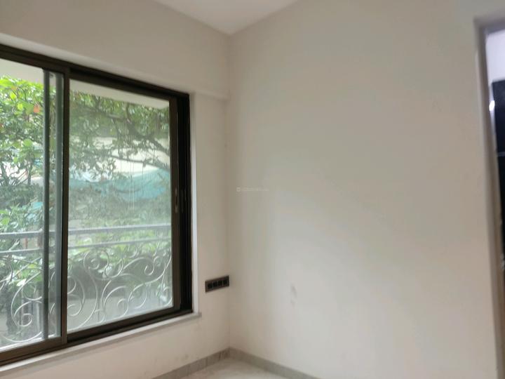 Vihang Luxuria Main Image 1