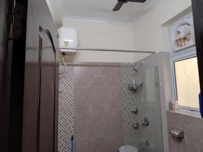 Image of 2200 Sq.ft 3 BHK Builder Floor for rent in Ansal Esencia, Sector 67, Gurgaon for Rs. 35000