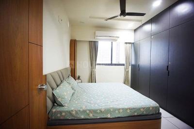 Bedroom Image of 1530 Sq.ft 2 BHK Apartment / Flat for sale in Nana Chiloda Ahmedabad for Rs. 8000000