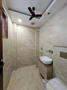 Image of 1500 Sq.ft 3 BHK Apartment / Flat for rent in BPTP Discovery Park, Sector 80, Faridabad for Rs. 40000