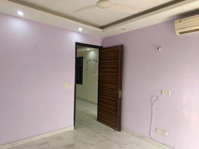Bedroom Image of 2000 Sq.ft 4 BHK Builder Floor for sale in Chhattarpur New Delhi for Rs. 10700000