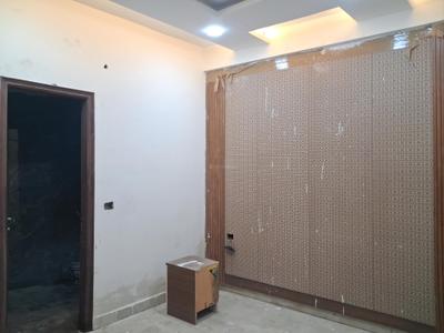 Bedroom Image of 1500 Sq.ft 3 BHK Apartment / Flat for sale in Sector 49 Noida for Rs. 6389000