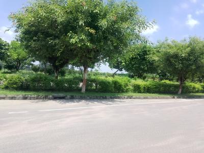 Image of 3300 Sq.ft Residential Plot / Land for sale in DLF Garden City, Mohanlalganj, Lucknow for Rs. 26400000