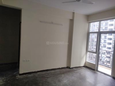 Bedroom Image of 1720 Sq.ft 3 BHK Apartment / Flat for sale in Mahagun Moderne, Sector 78 Noida for Rs. 21000000