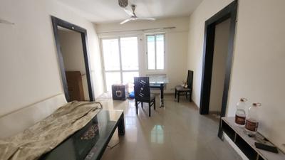 Living Room Image of 950 Sq.ft 2 BHK Apartment / Flat for rent in Jaypee Kosmos, Sector 134 Noida for Rs. 31999