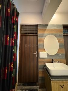 Image of 1850 Sq.ft 3 BHK Apartment / Flat for rent in Vinayakkripa SS Sai Darshan Apartments, Dhoomanganj, Allahabad for Rs. 55000