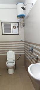 Bathroom Image of 1750 Sq.ft 3 BHK Apartment / Flat for rent in Jubilee Hills Hyderabad for Rs. 50001