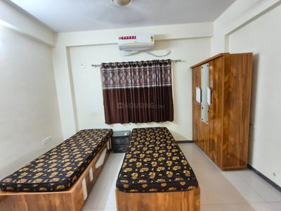 Hall Image of 2800 Sq.ft 4 BHK Apartment / Flat for rent in Race Course Vadodara for Rs. 55000