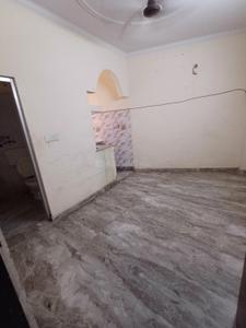 Bedroom Image of 445 Sq.ft 1 BHK Builder Floor for rent in Sarvdharm RWA, Mukherjee Nagar New Delhi for Rs. 10000