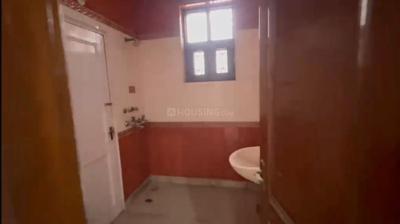 Bathroom Image of 2700 Sq.ft 4 BHK Builder Floor for sale in Janakpuri New Delhi for Rs. 50000000