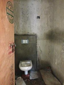 Common Bathroom Image of 450 Sq.ft 2 BHK Builder Floor for sale in Shastri Nagar New Delhi for Rs. 5500000