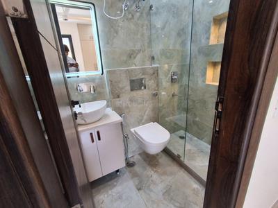 Bathroom Image of 1250 Sq.ft 3 BHK Builder Floor for sale in Vikaspuri New Delhi for Rs. 20200000
