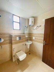 Image of 1611 Sq.ft 3 BHK Builder Floor for rent in Trehan Luxury Floors 71, Sector 71, Gurgaon for Rs. 48000