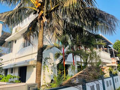 Image of 2000 Sq.ft 3 BHK Villa for sale in Aluva, Kochi for Rs. 5500000
