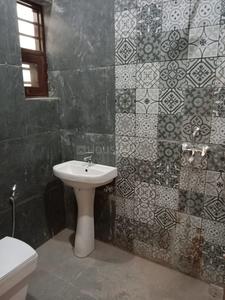 Bathroom Image of 1215 Sq.ft 3 BHK Apartment / Flat for sale in Kharar Mohali for Rs. 4890000