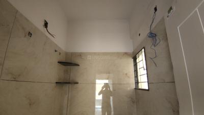 Bathroom Image of 600 Sq.ft 1 BHK Builder Floor for rent in Singasandra Bengaluru for Rs. 25000