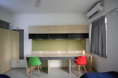 Bedroom Image of Youthville Hostels in Gokhalenagar, Pune