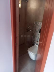 Bathroom Image of 2000 Sq.ft 4 BHK Independent House for rent in Injambakkam Chennai for Rs. 100000