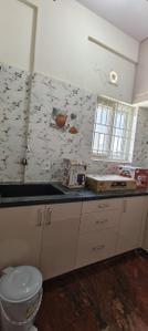Kitchen Image of 1000 Sq.ft 2 BHK Builder Floor for rent in Mahadevapura Bengaluru for Rs. 39000