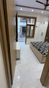 Bedroom Image of 1000 Sq.ft 3 BHK Apartment / Flat for sale in Sewak Park New Delhi for Rs. 4800000