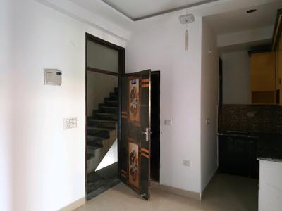 Living Room Image of 750 Sq.ft 2 BHK Builder Floor for sale in DLF Ankur Vihar Ghaziabad for Rs. 2232422