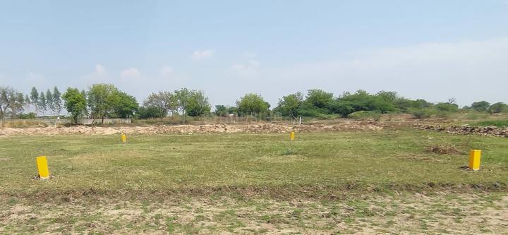 Yoshitha Stellar Estate Main Image 1