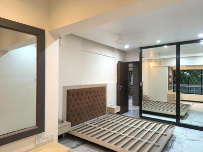 Bedroom Image of 2000 Sq.ft 3 BHK Apartment / Flat for rent in Neelam Apartment, Pali Hill Mumbai for Rs. 370000