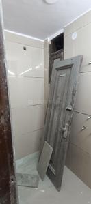 Kitchen Image of 850 Sq.ft 3 BHK Builder Floor for sale in Laxmi Nagar New Delhi for Rs. 7500000