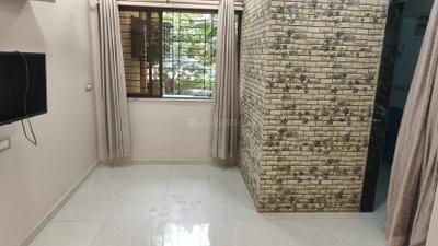 Living Room Image of 600 Sq.ft 1 BHK Apartment / Flat for rent in Dahisar West Mumbai for Rs. 30000