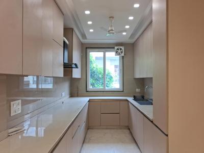 Kitchen Image of 1350 Sq.ft 3 BHK Builder Floor for sale in Paschim Vihar New Delhi for Rs. 24000000
