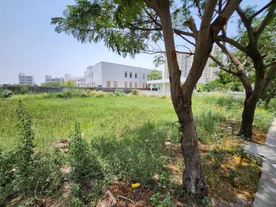 Image of 2250 Sq.ft Residential Plot / Land for sale in BPTP Amstoria , Sector 102, Gurgaon for Rs. 83000000