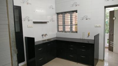 Kitchen Image of 600 Sq.ft 3 BHK Builder Floor for rent in Kudasan Gandhinagar for Rs. 20000