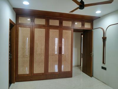 Bedroom Image of 1830 Sq.ft 4 BHK Apartment / Flat for sale in K Raheja Vistas, Powai Mumbai for Rs. 68500000