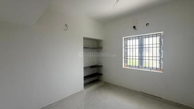 Bedroom Image of 923 Sq.ft 2 BHK Apartment / Flat for sale in Perumbakkam Chennai for Rs. 7768600