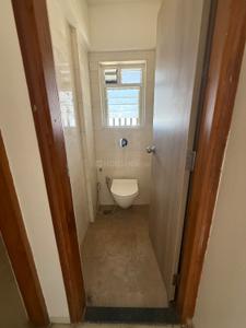 Bathroom Image of 700 Sq.ft 2 BHK Apartment / Flat for sale in Divine Park 55, Shivaji Park Mumbai for Rs. 45000000