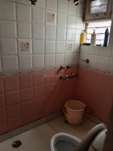 Bathroom Image of 1500 Sq.ft 3 BHK Apartment / Flat for sale in Alaknanda New Delhi for Rs. 27000000