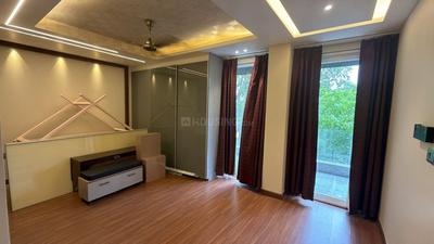 Bedroom Image of 3600 Sq.ft 4 BHK Builder Floor for rent in DLF Luxury Floors, DLF Phase 1 Gurgaon for Rs. 210000
