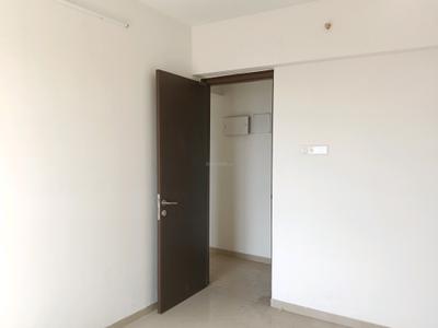 Bedroom Image of 1450 Sq.ft 3 BHK Apartment / Flat for rent in Dosti Imperia, Thane West Thane for Rs. 70000