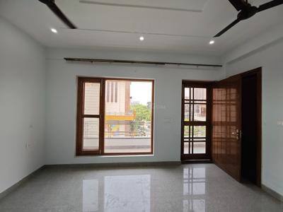 Bedroom Image of 1750 Sq.ft 3 BHK Builder Floor for rent in Sector 122 Noida for Rs. 36000