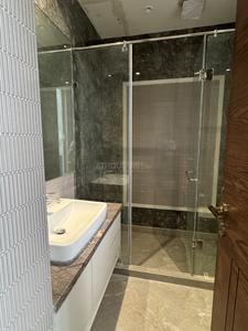 Bathroom Image of 2300 Sq.ft 4 BHK Builder Floor for sale in Sukhdev Vihar New Delhi for Rs. 60000000