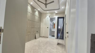 Bedroom Image of 1400 Sq.ft 3 BHK Builder Floor for sale in  Bharti Apartments, Indirapuram Ghaziabad for Rs. 18000000