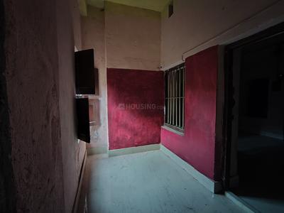 Living Room Image of 850 Sq.ft 2 BHK Independent House for rent in Dhakuria Kolkata for Rs. 9000