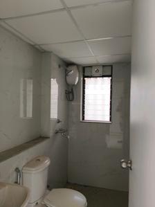 Common Bathroom Image of 1285 Sq.ft 3 BHK Apartment / Flat for rent in Runwal Gardens Phase 2 Bldg no 18 23, Dombivli East Thane for Rs. 25500