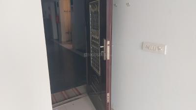 Image of 1390 Sq.ft 2.5 BHK Apartment / Flat for rent in Mahagun Mirabella, Sector 79, Noida for Rs. 40000
